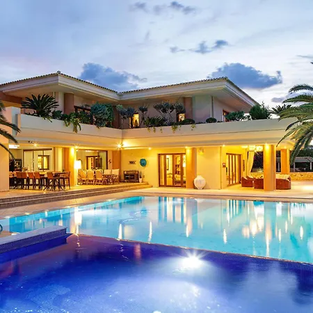Palm Hill Villa, Royal Retreat, By Thinkvilla *