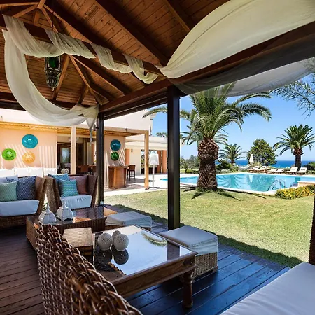 Palm Hill Villa, Royal Retreat, By Thinkvilla * Xirón Khoríon