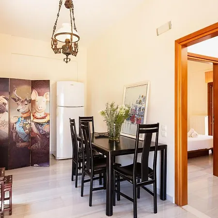 Palm Hill Villa, Royal Retreat, By Thinkvilla Vila *